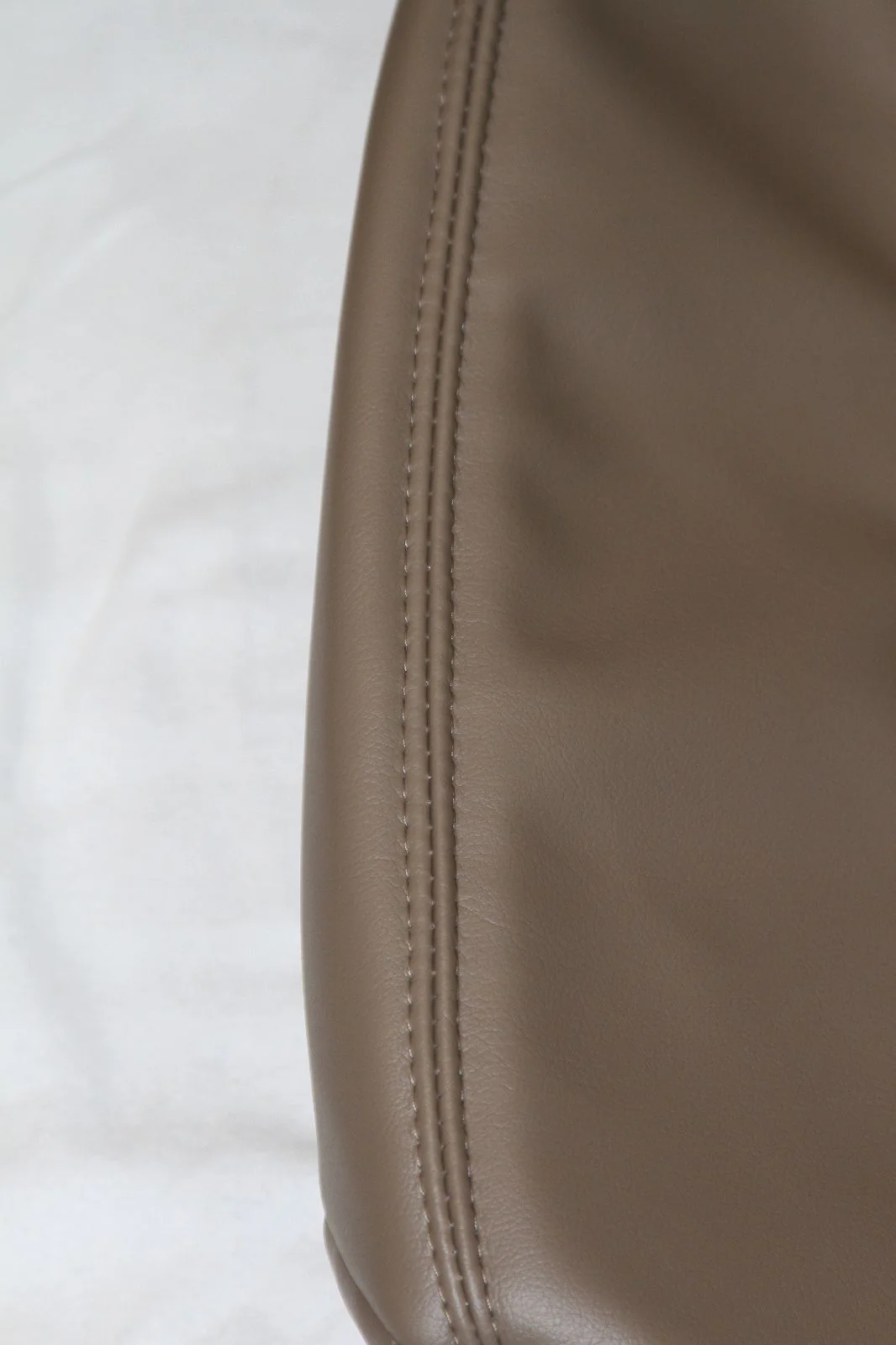2003-2007 Chevy Silverado/Avalanche Seat Cover in Tan: Choose Leather or Vinyl - Image 7