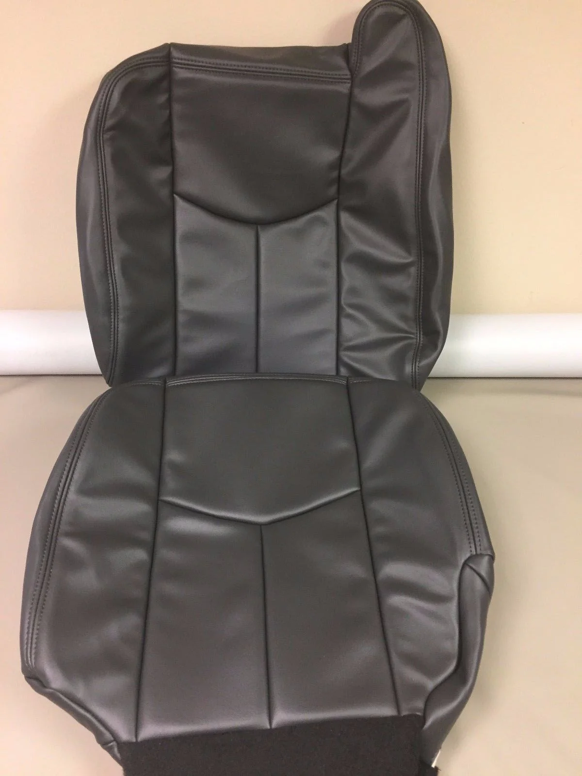 2003-2007 GMC Sierra Seat Cover in Dark Gray: Choose Leather or Vinyl - Image 6