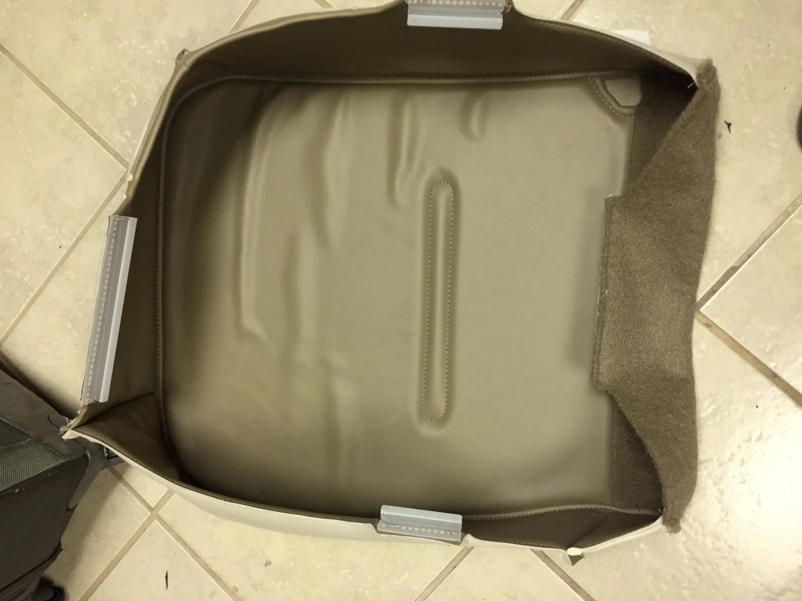 99 2000 001 02 03 Ford F250 XL Diesel Service Driver Bottom Vinyl Seat Cover Tan - Image 4